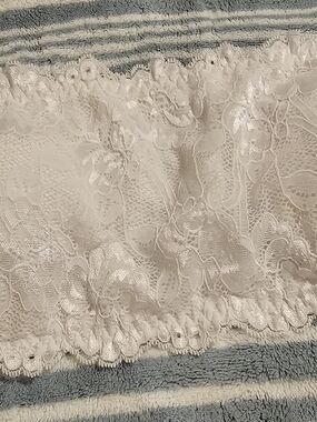 White Lace Bandeau Bralette - Women Intimates & Sleepwear